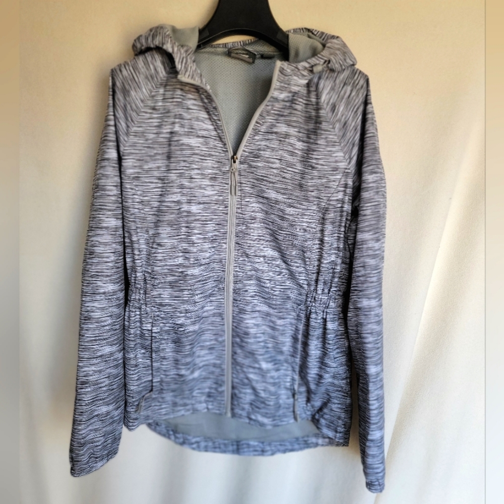 NWOT New Balance windbreaker, size S